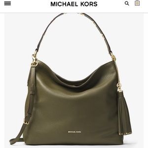 Like new Michael Kors Brooklyn bag